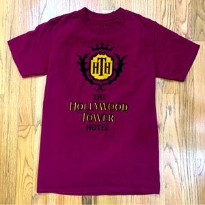 Disney The Hollywood Tower Hotel T-Shirt Men’s Small Burgundy Disneyland Parks